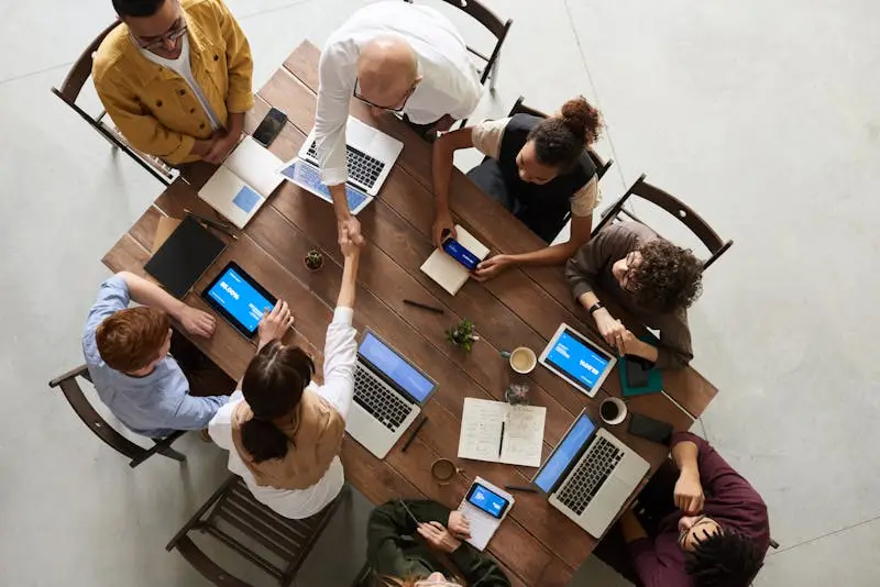 Das Team von Hauser Gebäudeservice bei der Objektbesprechung