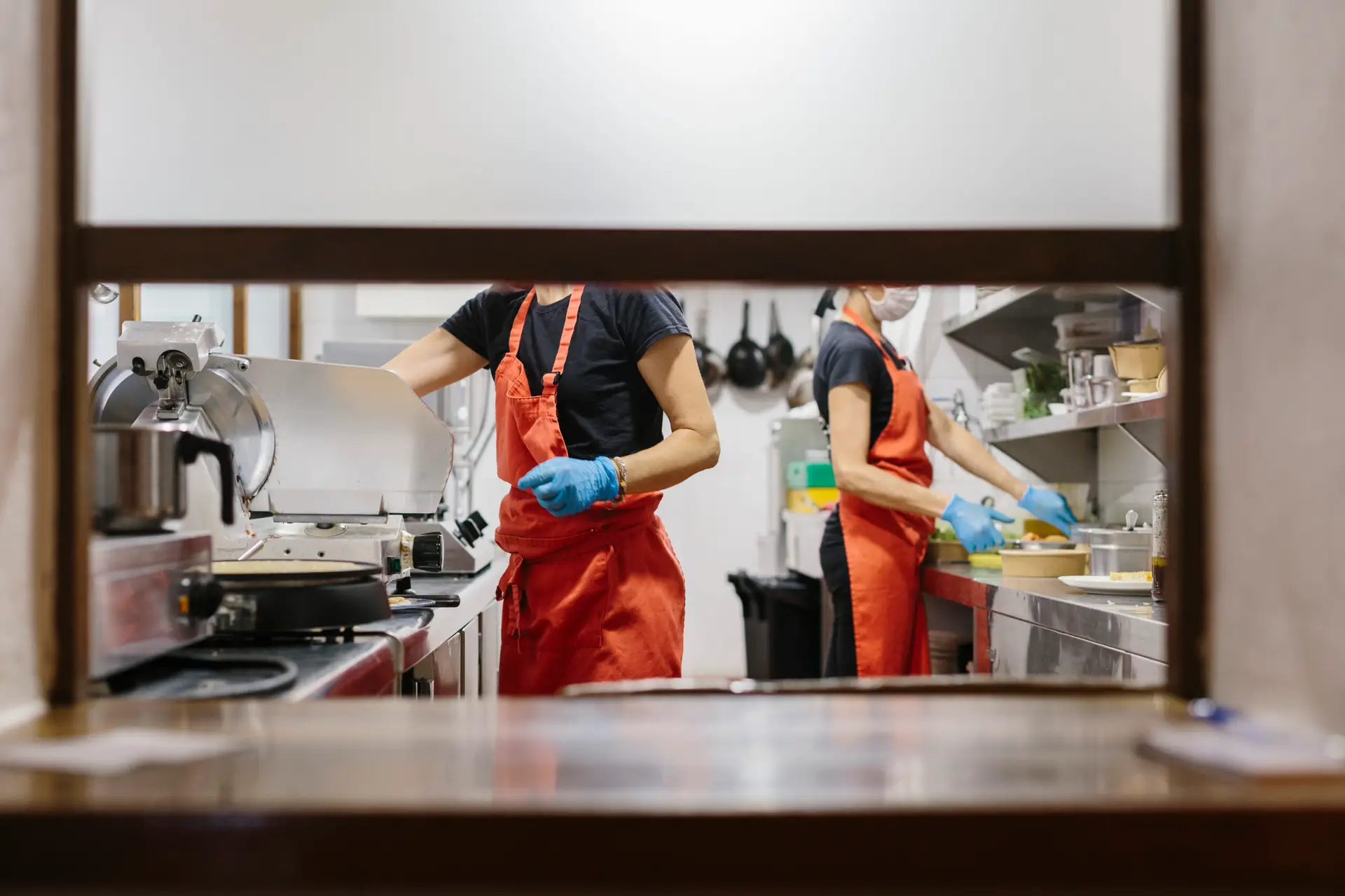 Küchen- und Spüldienst in der Gastronomie